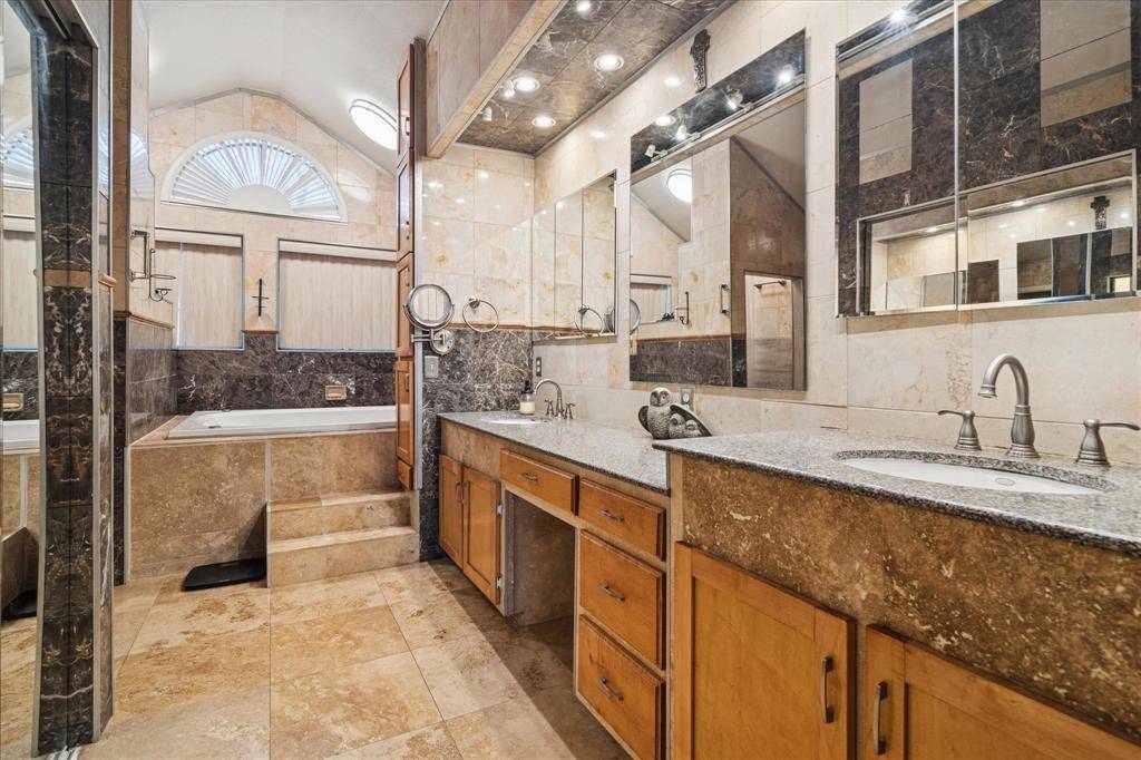 Denton, TX 76205,1521 Bayberry Street