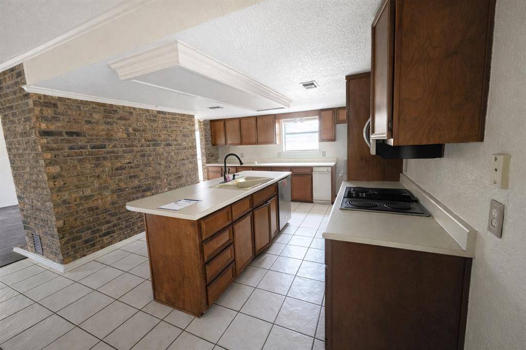 Bonham, TX 75418,414 Jo Aynn Circle