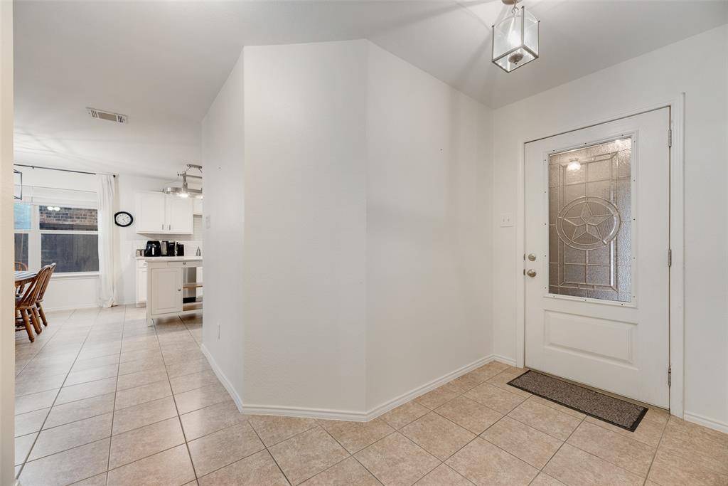 Heartland, TX 75126,2007 Pine Knot Drive