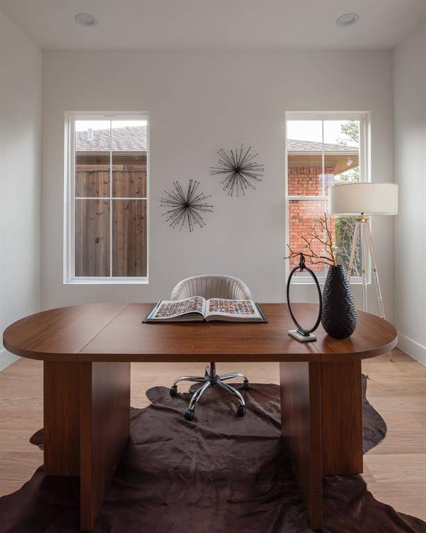 Dallas, TX 75238,10314 Lanshire Drive