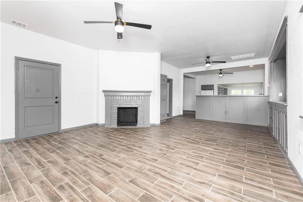 Moody, TX 76557,606 6th Street