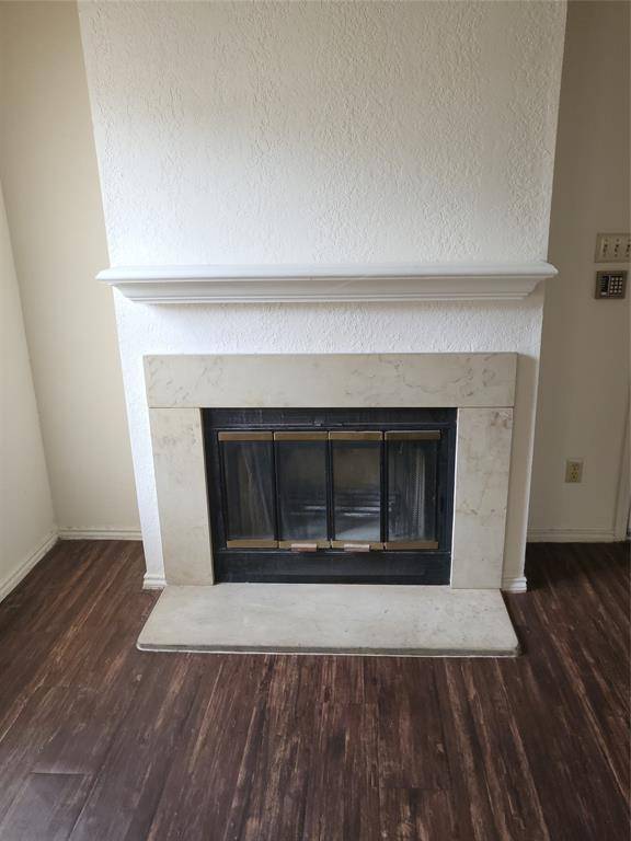 Arlington, TX 76012,1741 Crest Grove Drive