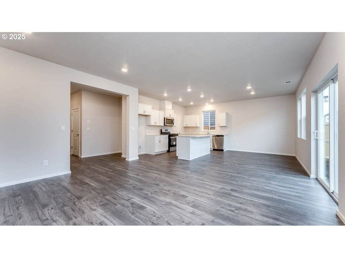 Salem, OR 97301,419 Pietro ST NE