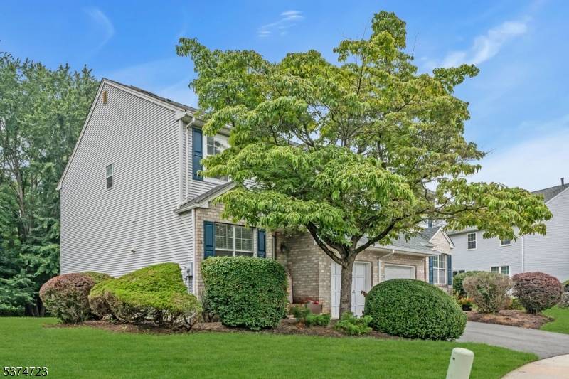 Edison Twp., NJ 08820,28 Hawthorn Dr #28