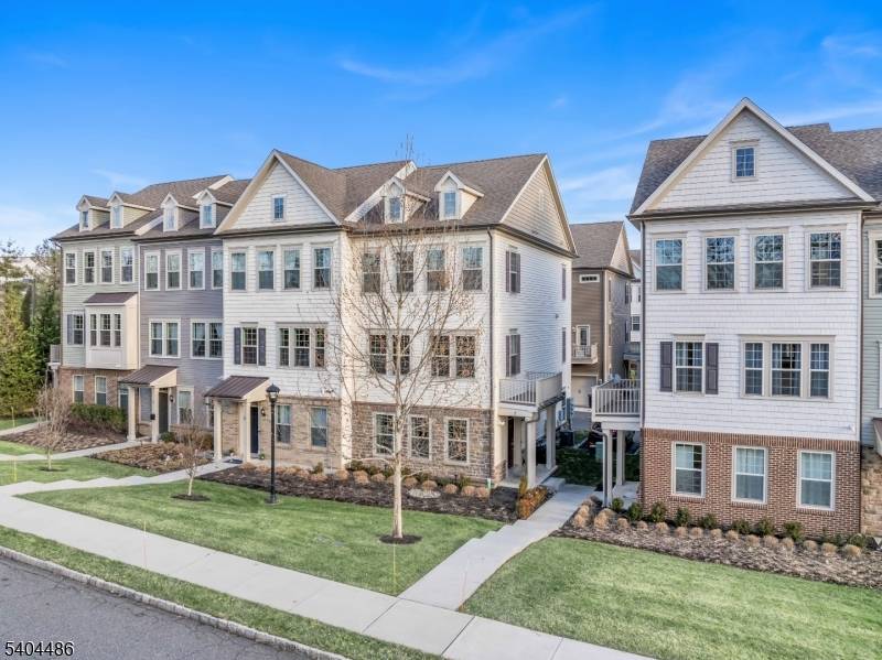 Livingston Twp., NJ 07039,7 Ambrosia Ct