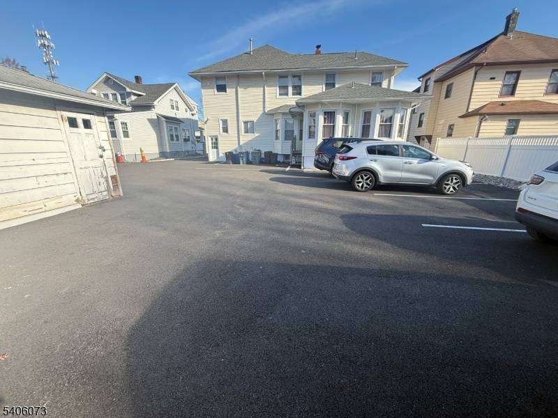 Hawthorne Boro, NJ 07506,422 Lafayette Ave