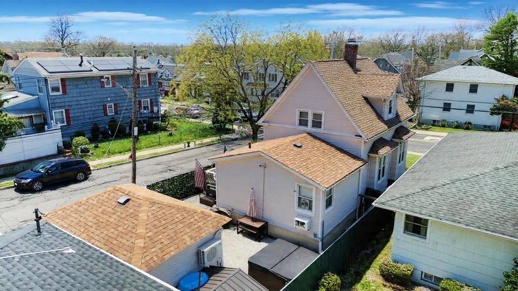 Staten  Island, NY 10314,202 Watchogue RD