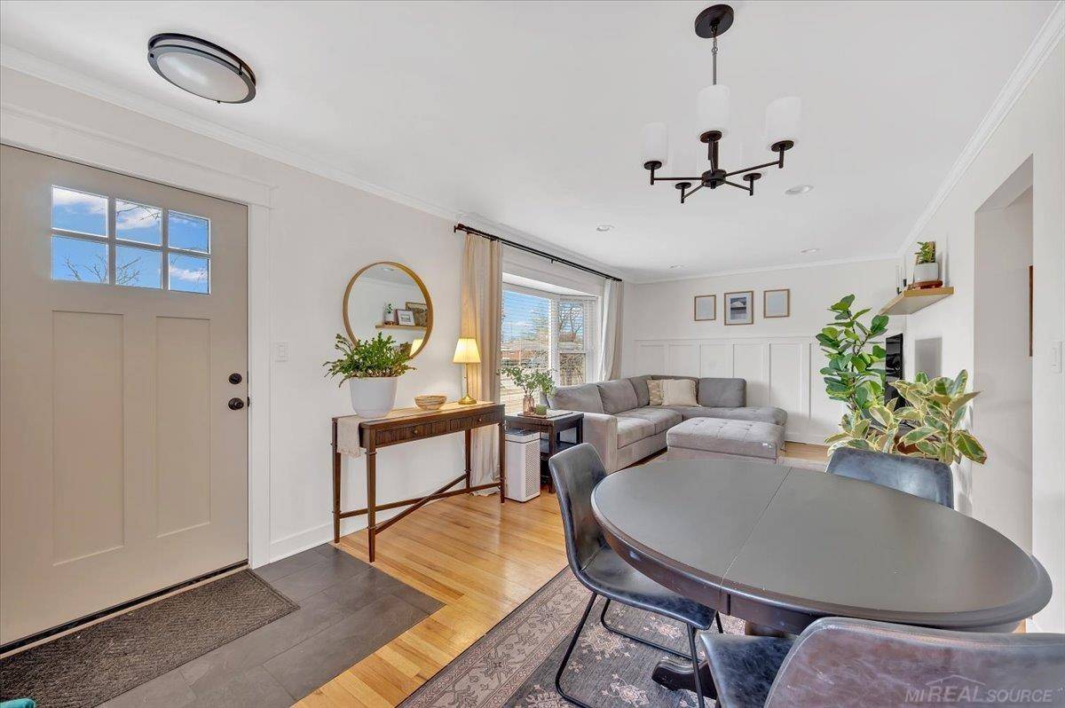 Madison Heights, MI 48071,266 Royal Park LN