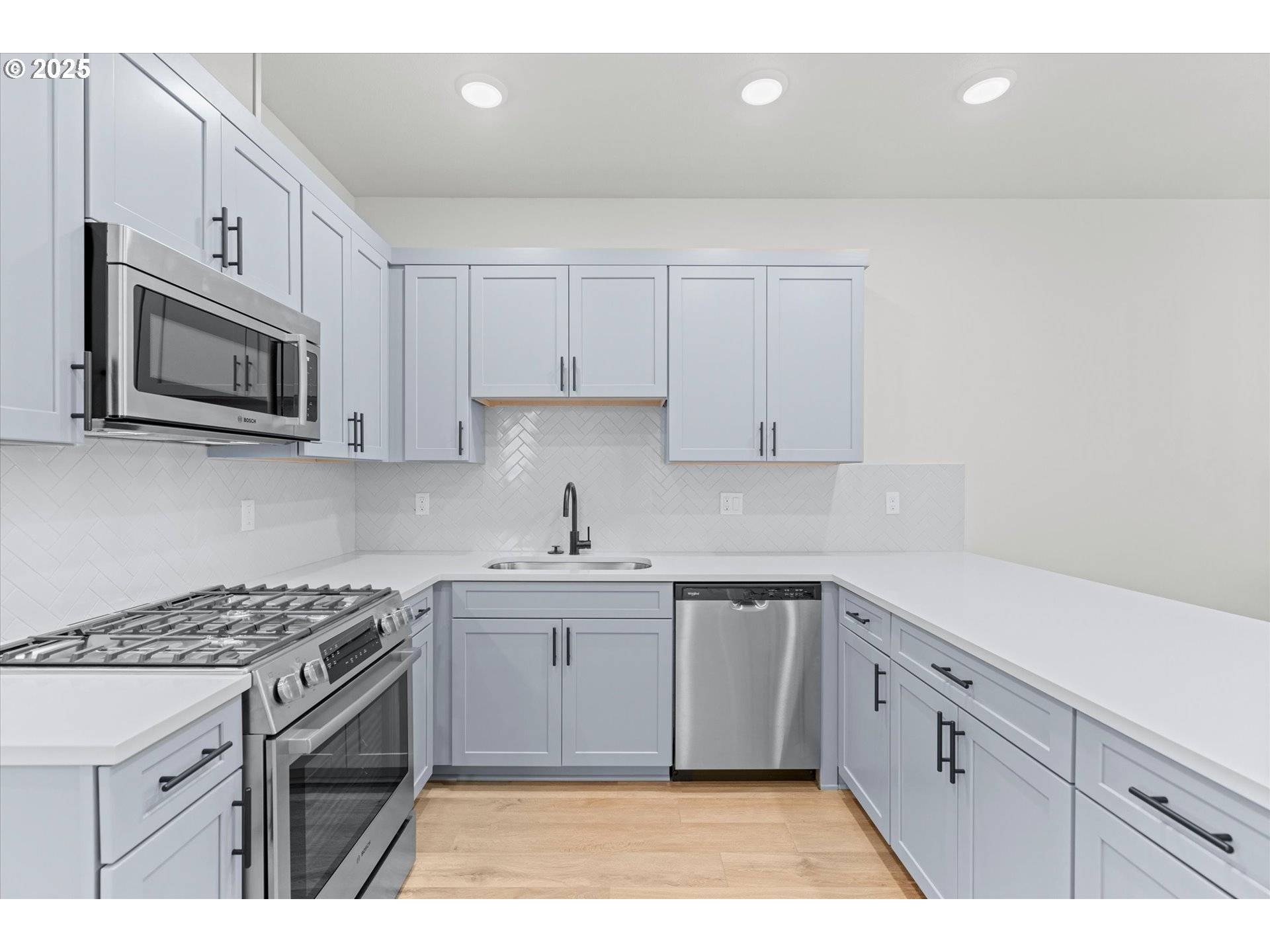 Milwaukie, OR 97267,6323 SE CHLOE ROSE WAY