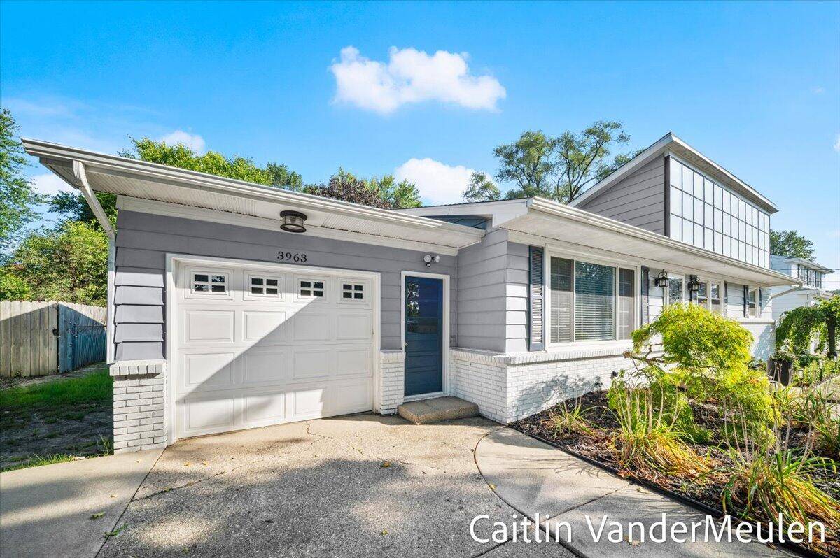 Grandville, MI 49418,3963 41st ST SW