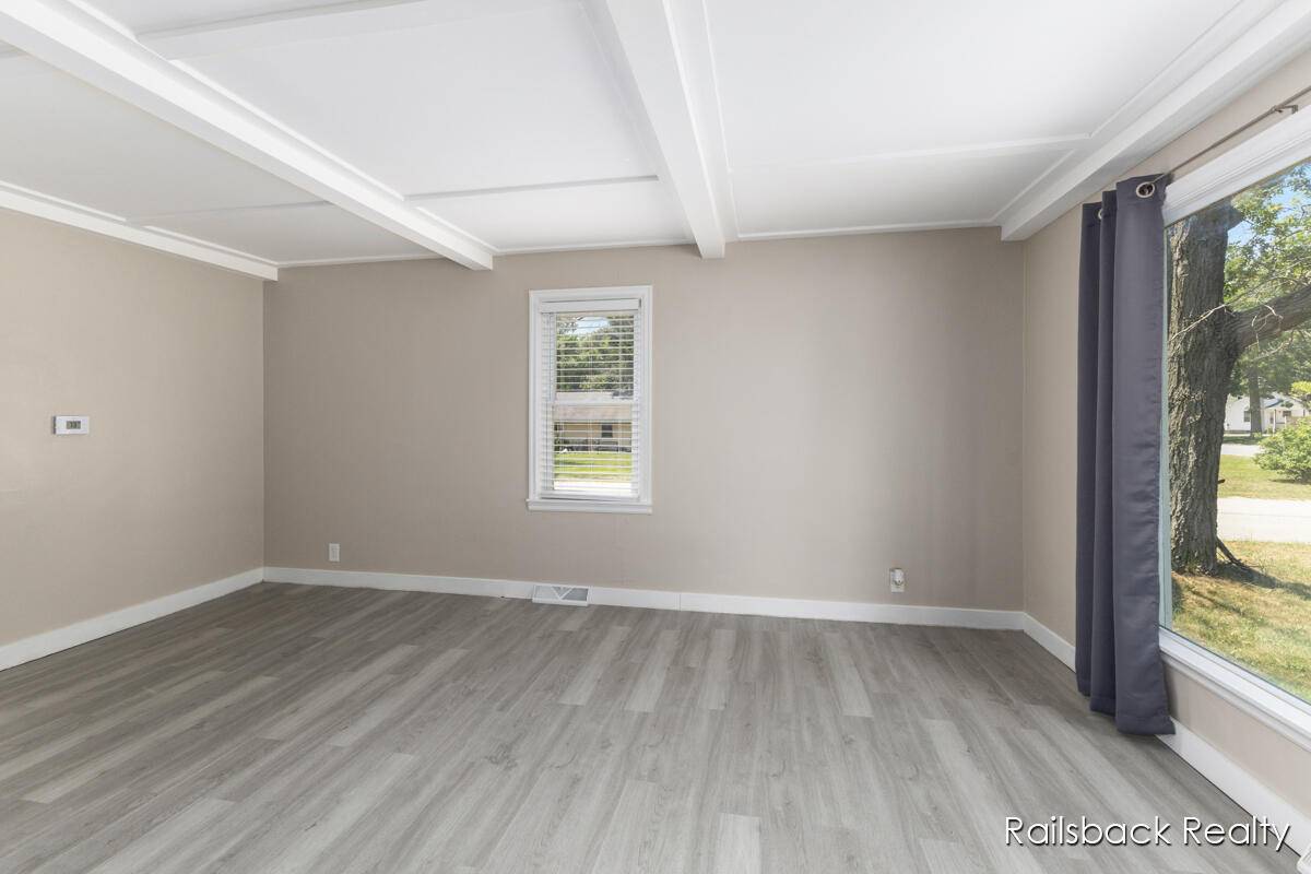 White Cloud, MI 49349,1408 E Pine Hill AVE