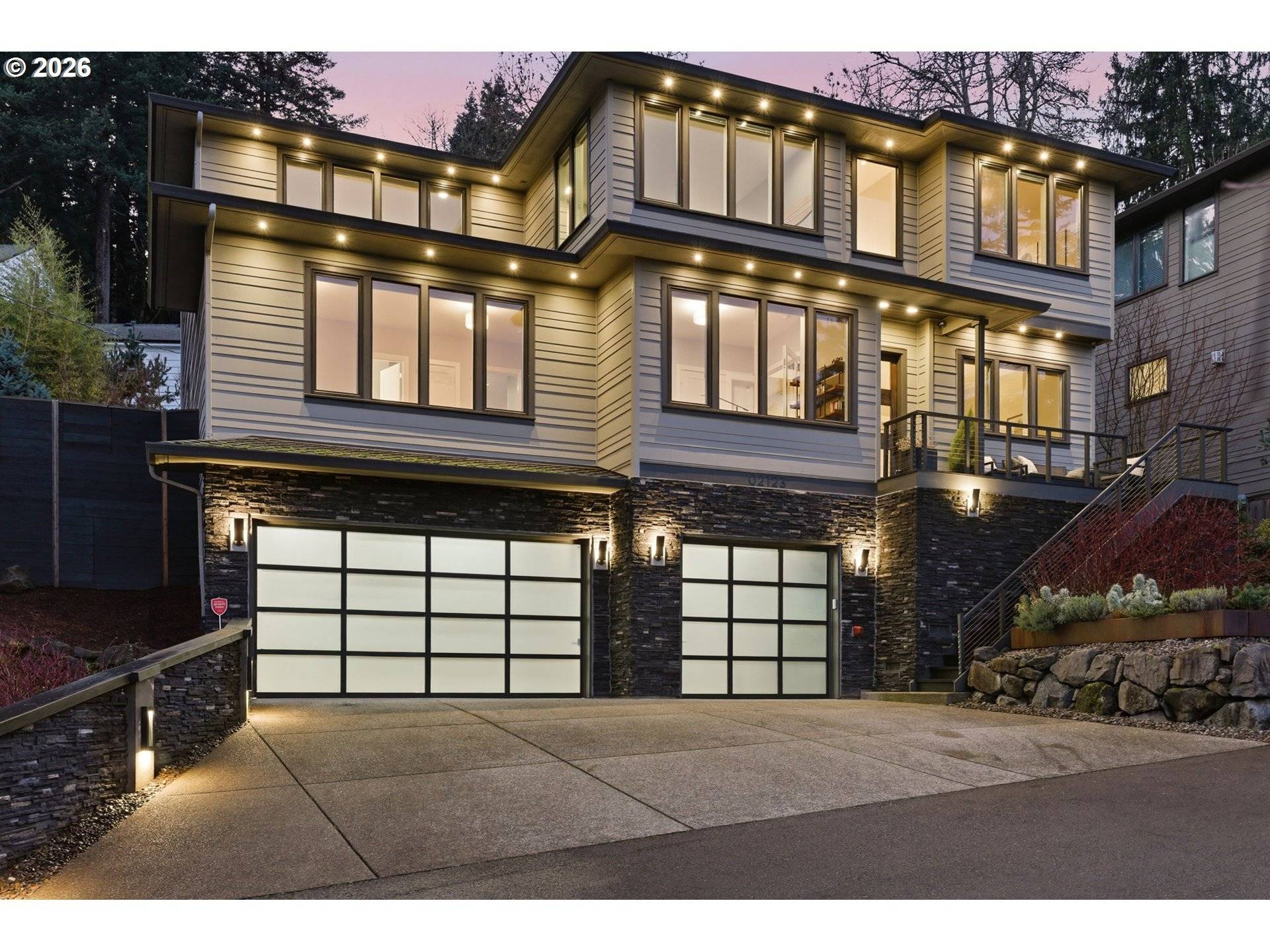 Portland, OR 97219,2123 S MILITARY RD