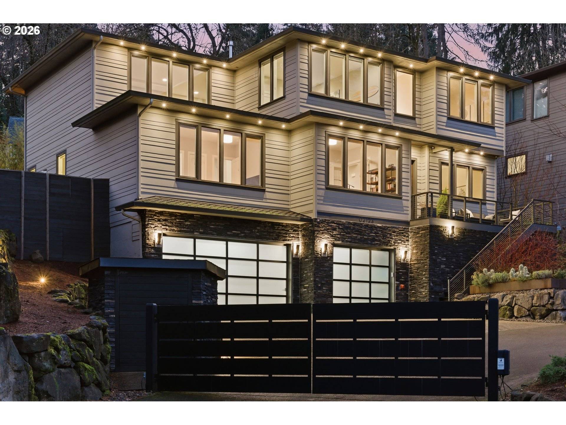 Portland, OR 97219,2123 S MILITARY RD