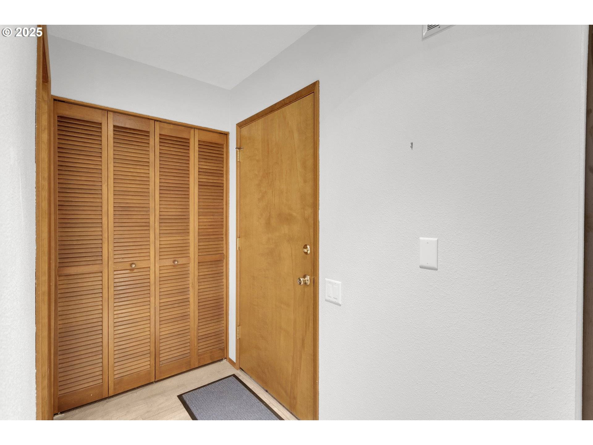 Vancouver, WA 98683,2512 SE BAYPOINT DR #37