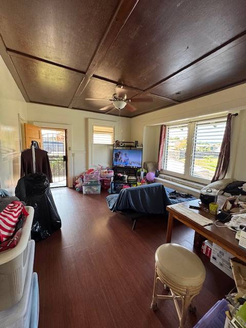 Hilo, HI 96720,1783 KILAUEA AVE