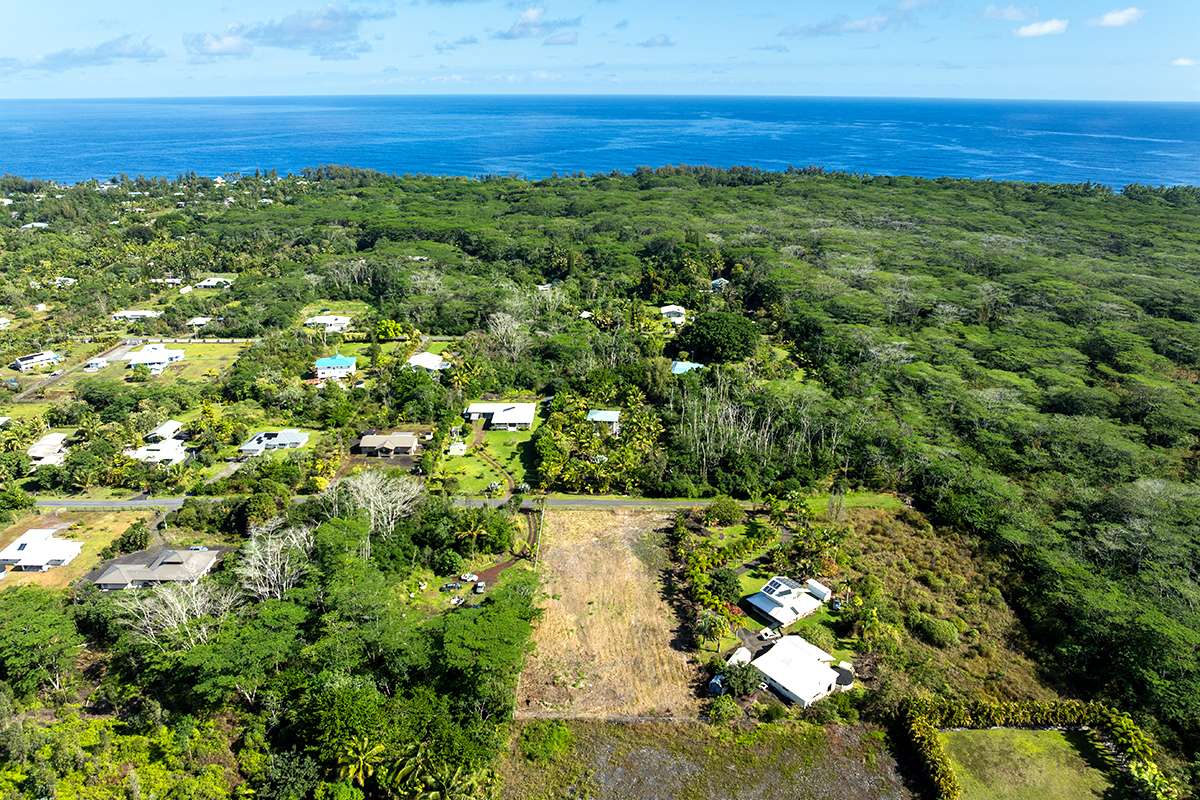 Keaau, HI 96749,15-2066 5TH AVE