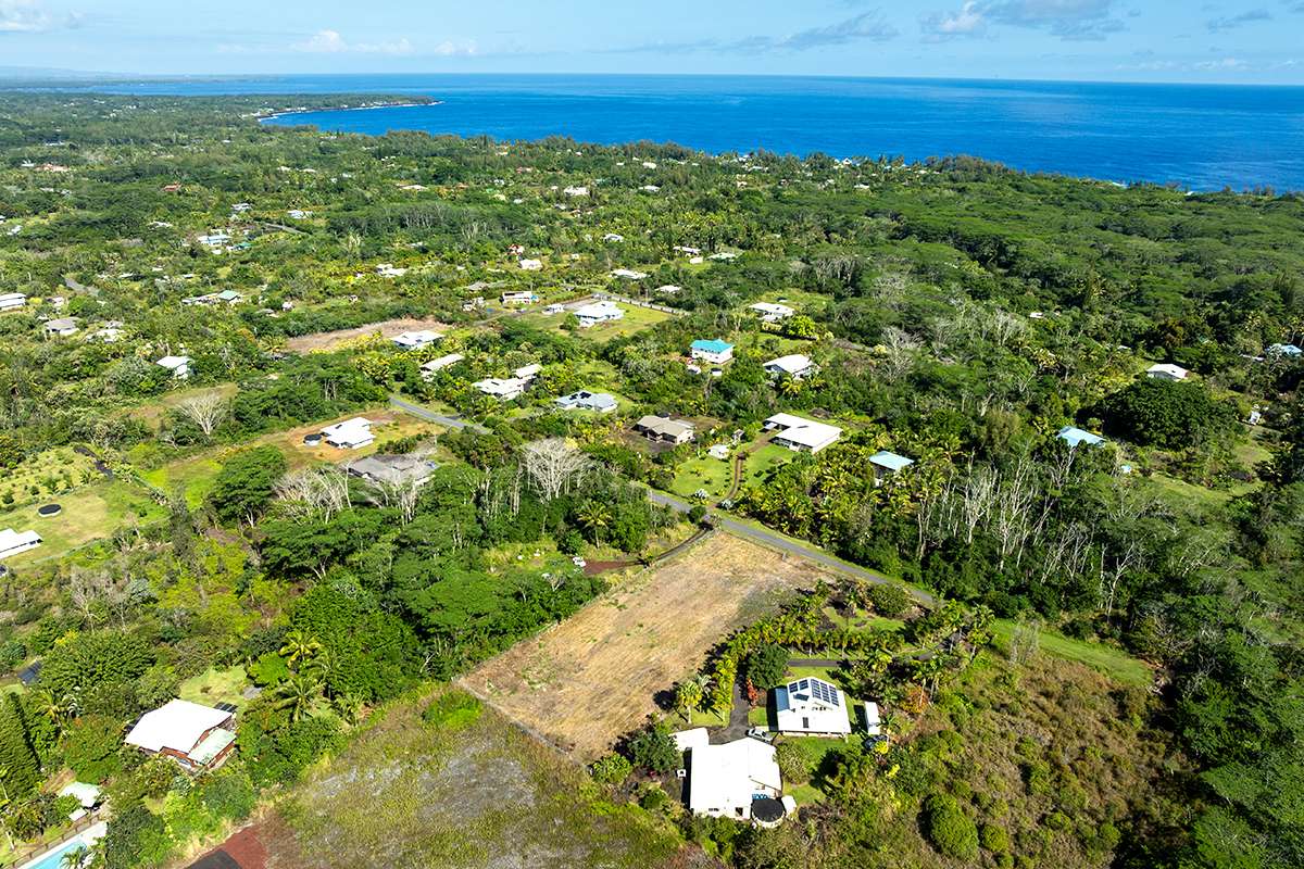 Keaau, HI 96749,15-2066 5TH AVE