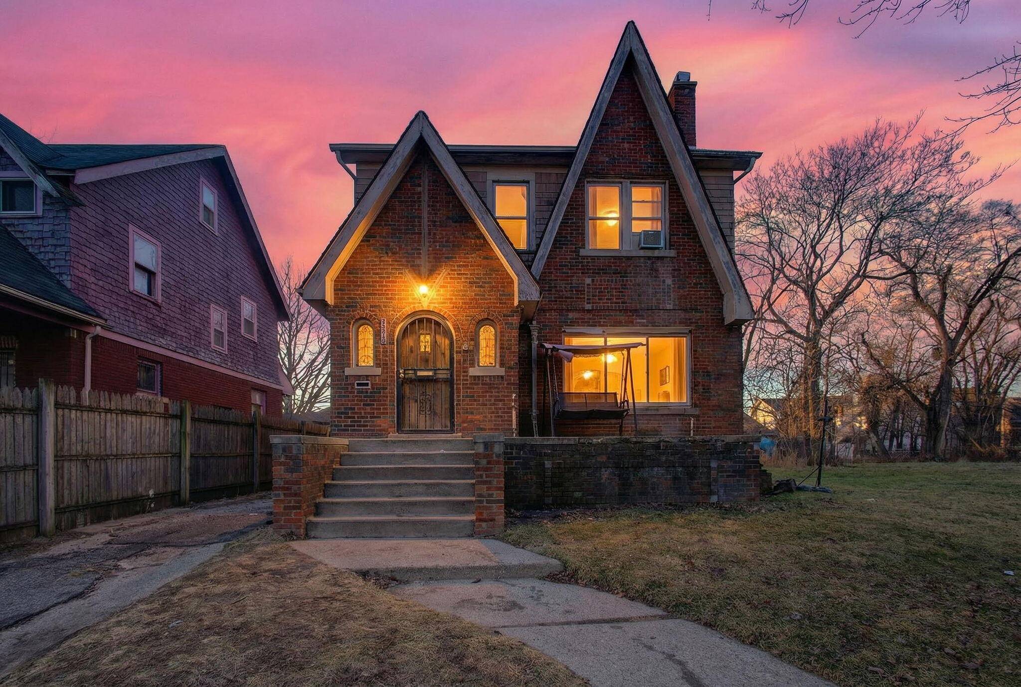 Detroit, MI 48227,14161 Sussex ST