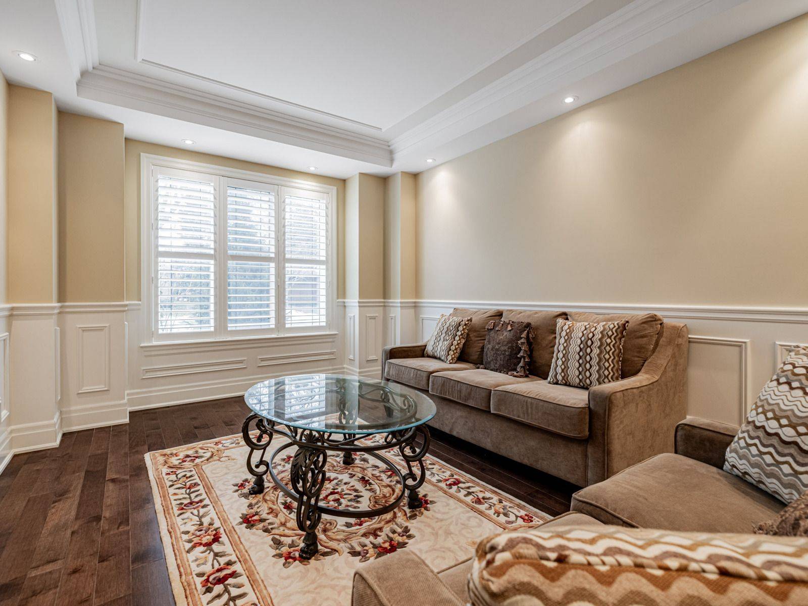 Toronto C07, ON M2R 2M2,394 Connaught AVE