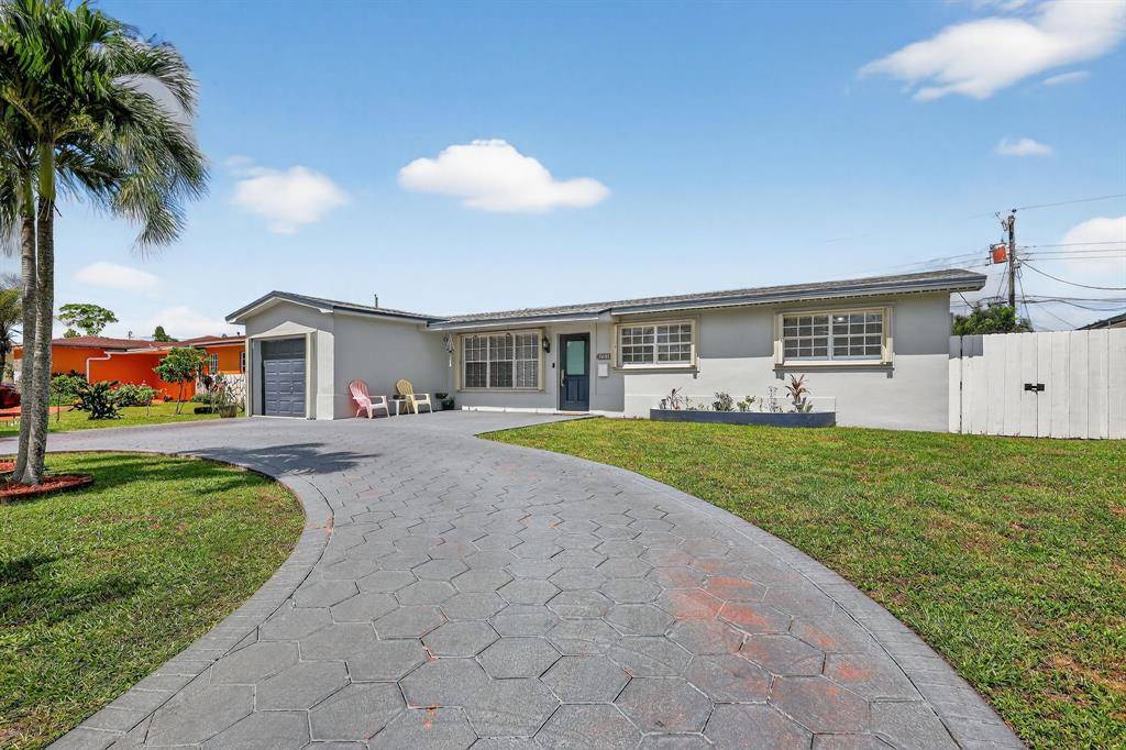 Pembroke Pines, FL 33024,7641 NW 6th Ct