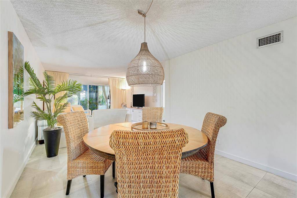 Delray Beach, FL 33445,2440 SW 22nd Avenue #715