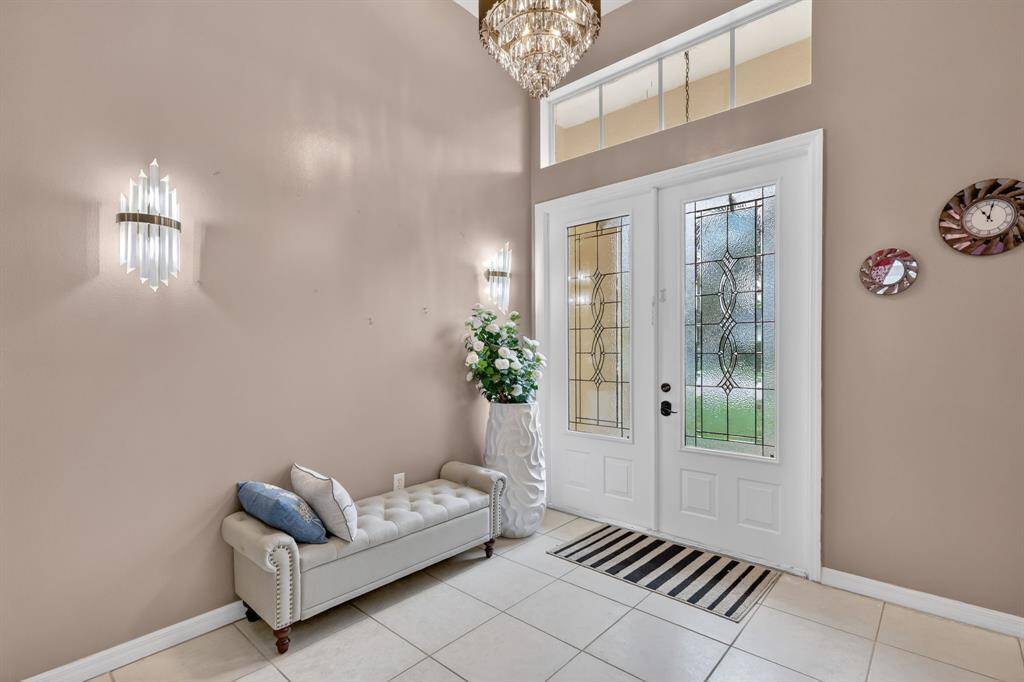 Port St Lucie, FL 34986,544 SW Lake Manatee Way