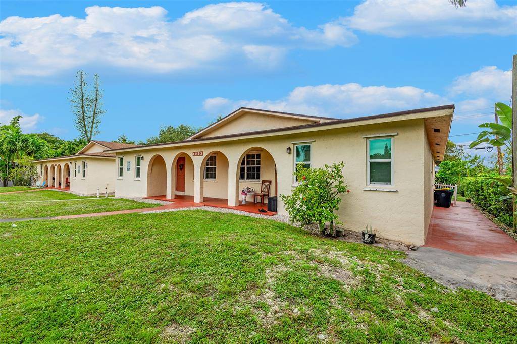 Dania Beach, FL 33314,4065 SW 51st St