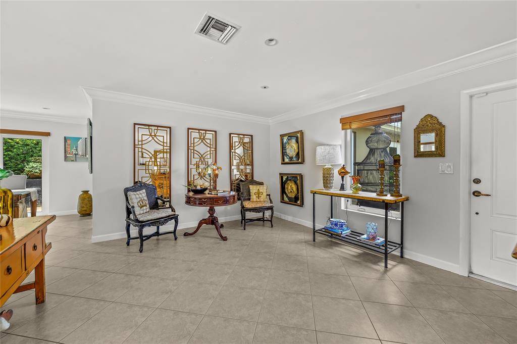 Fort Lauderdale, FL 33308,1900 NE 57th St