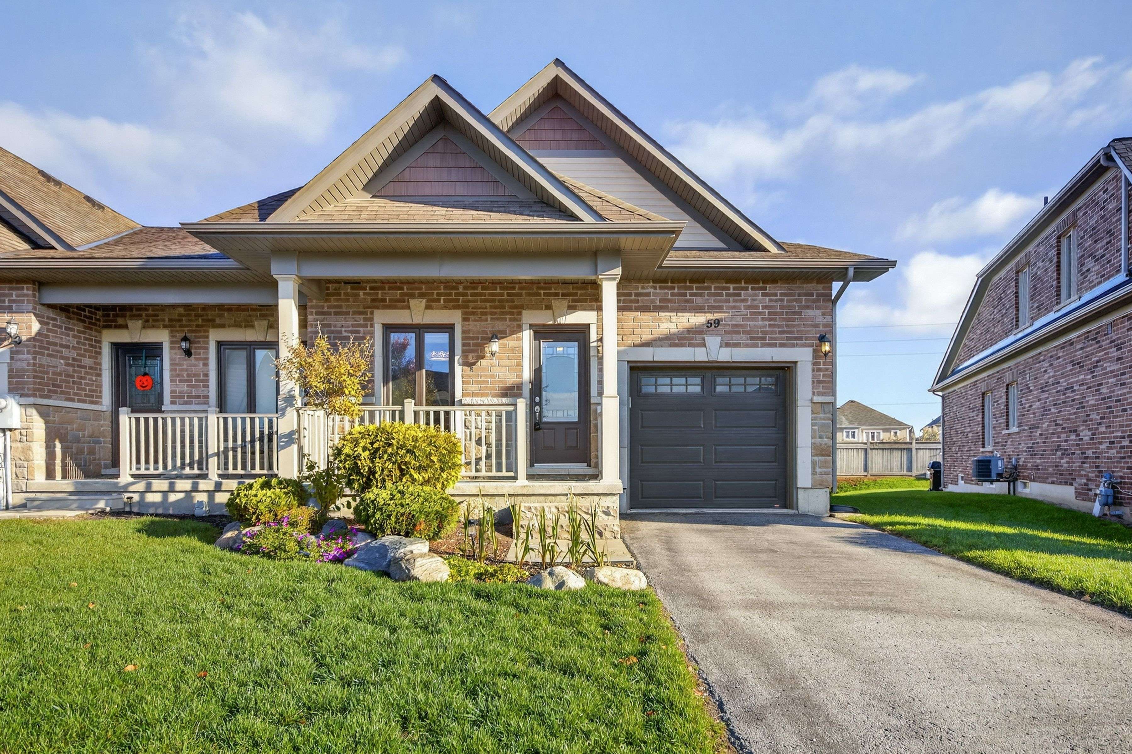 New Tecumseth, ON L9R 0K6,59 Kingsmere CRES