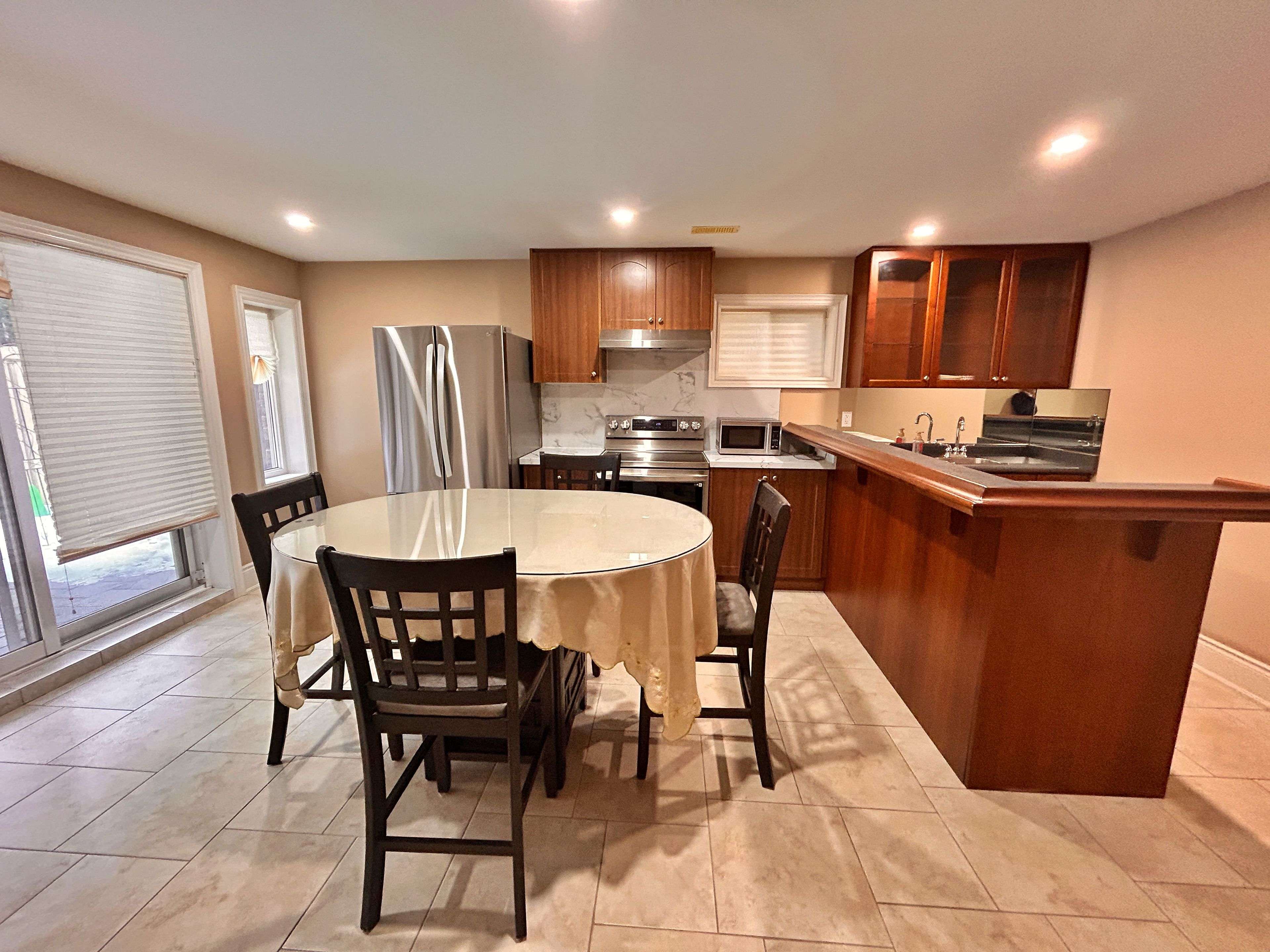 Richmond Hill, ON L4S 0A4,29 Ridgestone DR #Bsmt