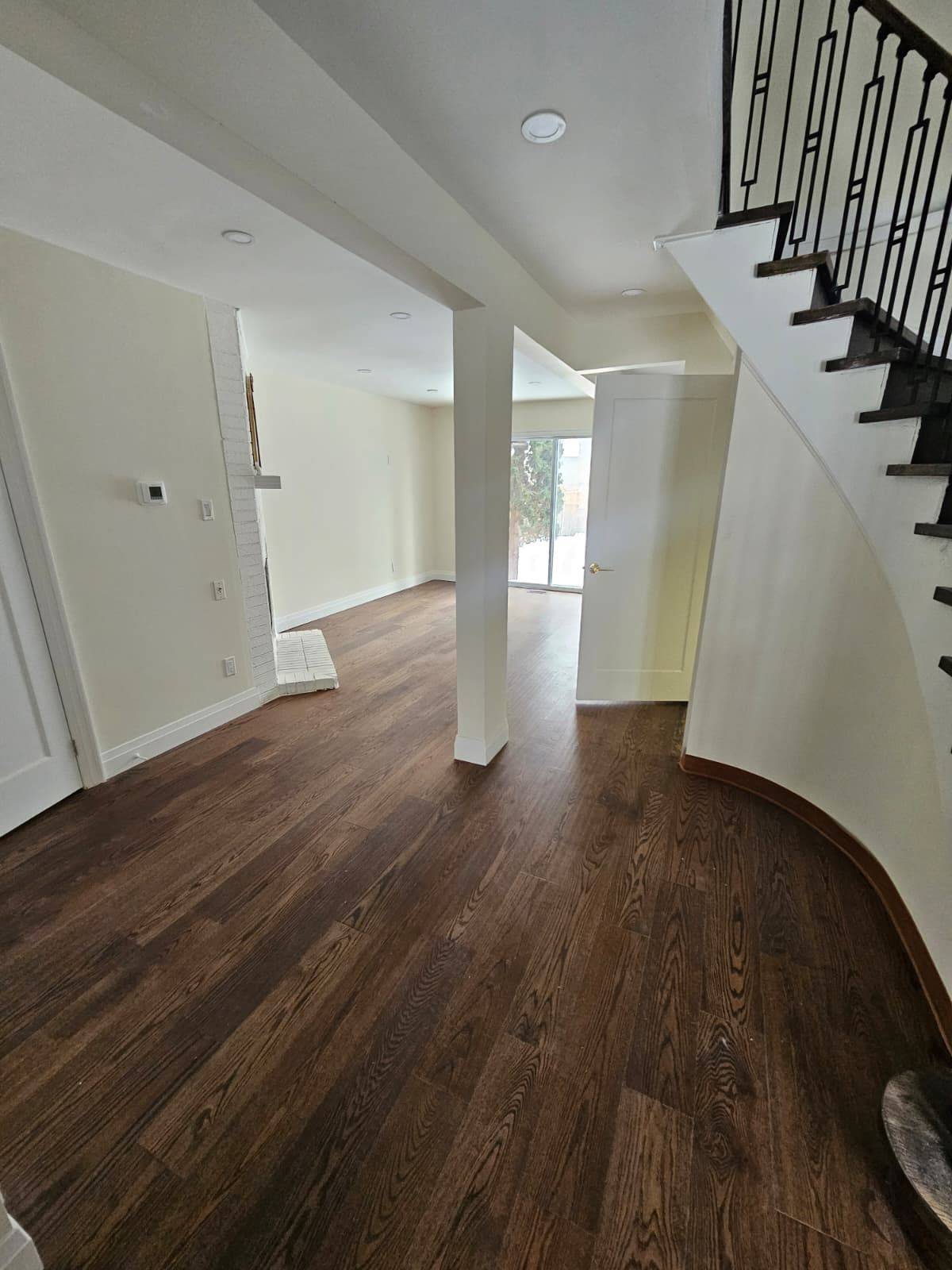 Barrie, ON L4M 5W9,247 Hickling TRL