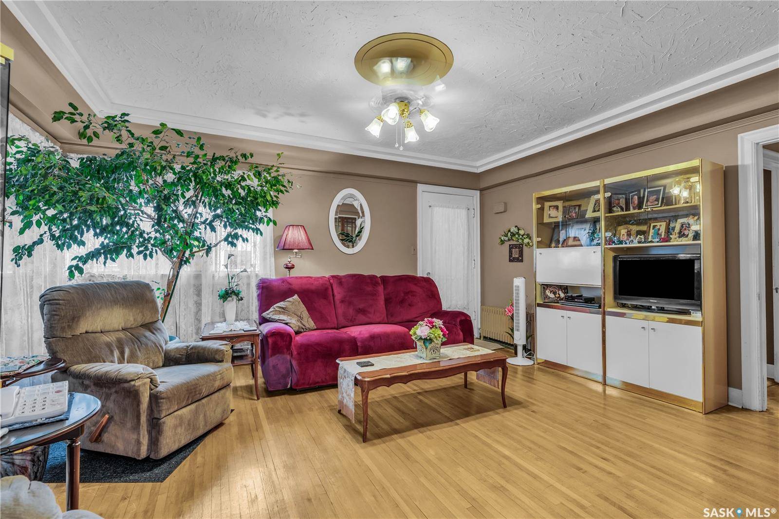 North Battleford, SK S9A 1K8,1262 103rd STREET