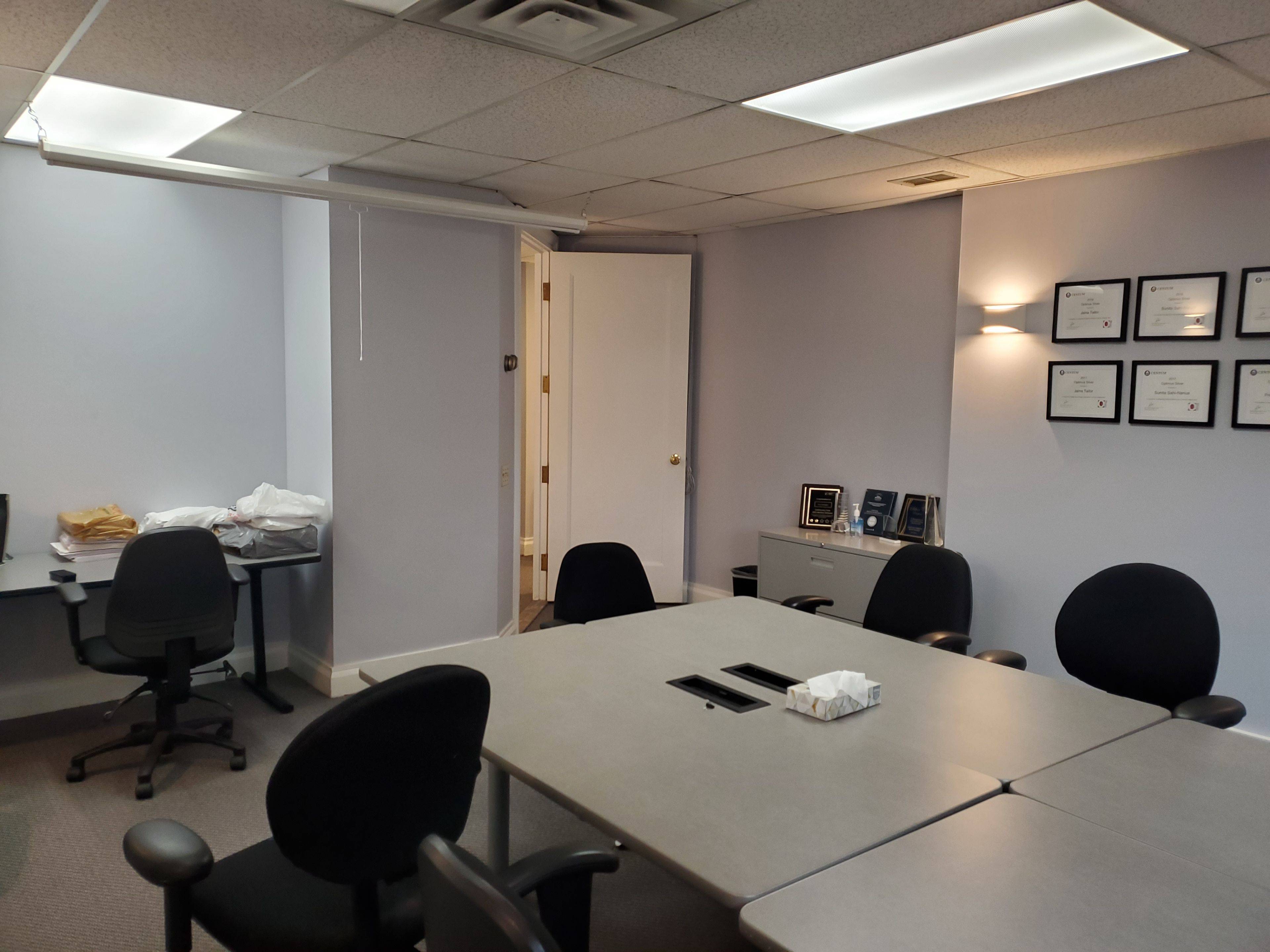 Mississauga, ON L4Z 1V9,34 Village Centre PL #100