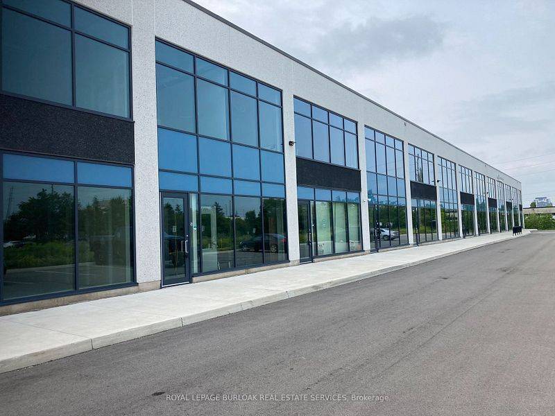 760 Laurentian DR #26, Burlington, ON L7N 3V6