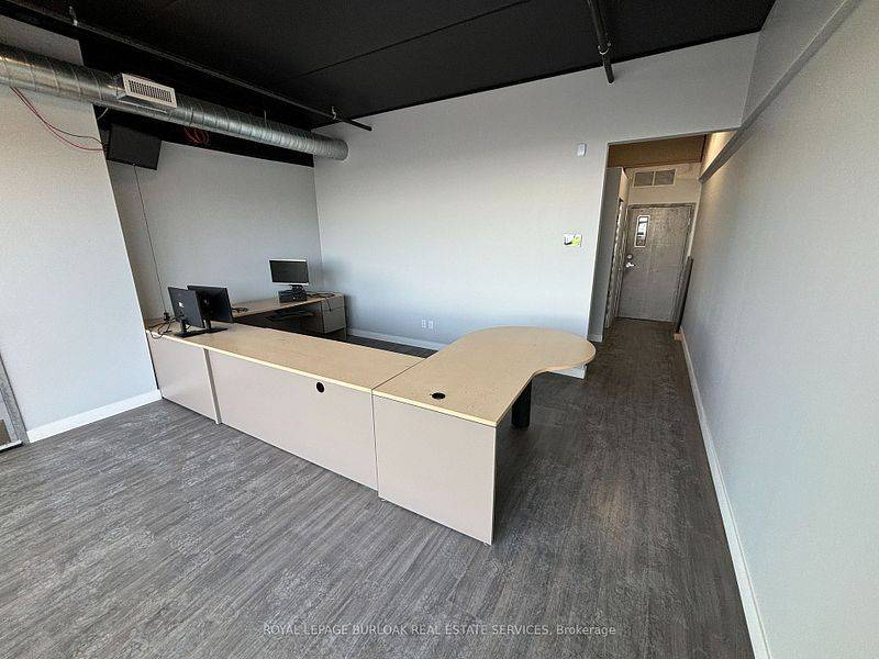 760 Laurentian DR #26, Burlington, ON L7N 3V6