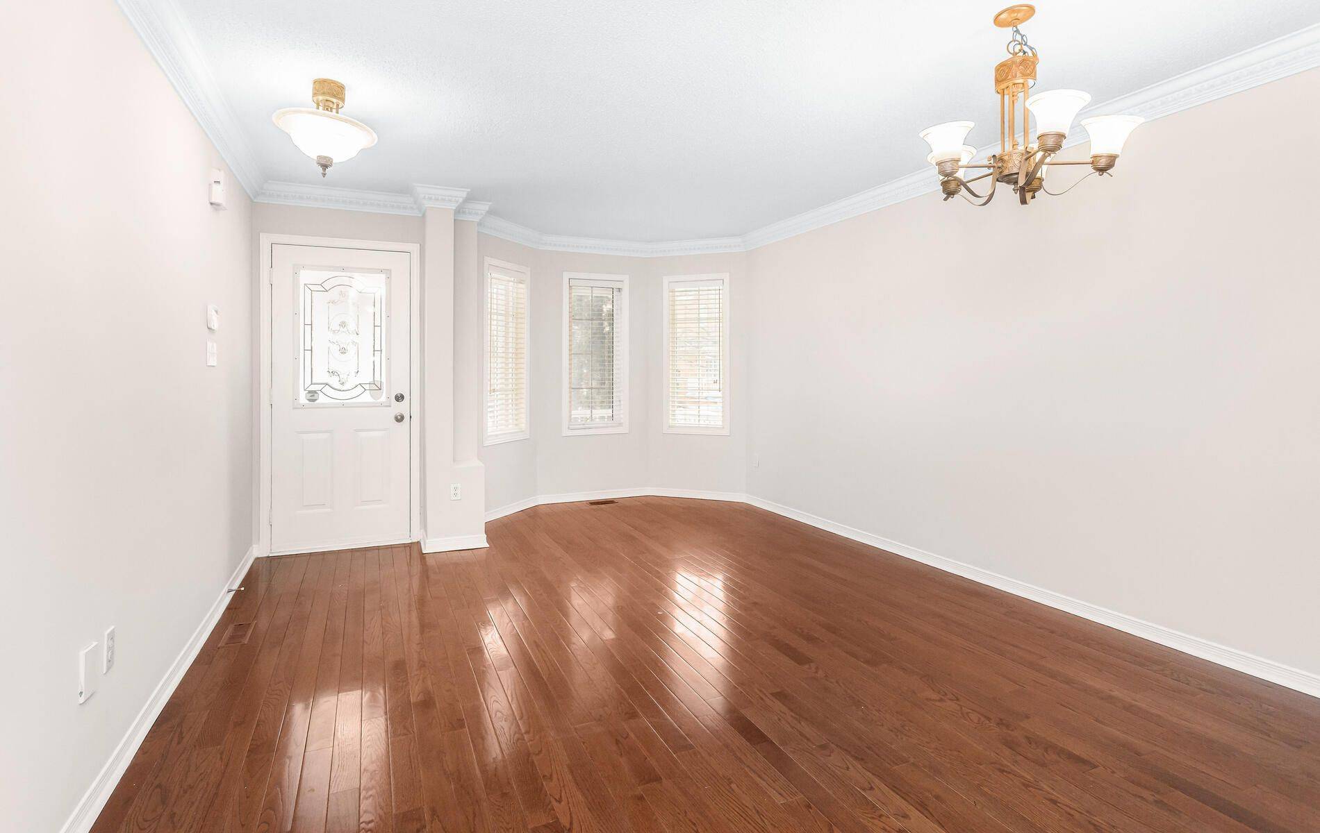 Mississauga, ON L5M 6T1,3267 Springrun WAY N