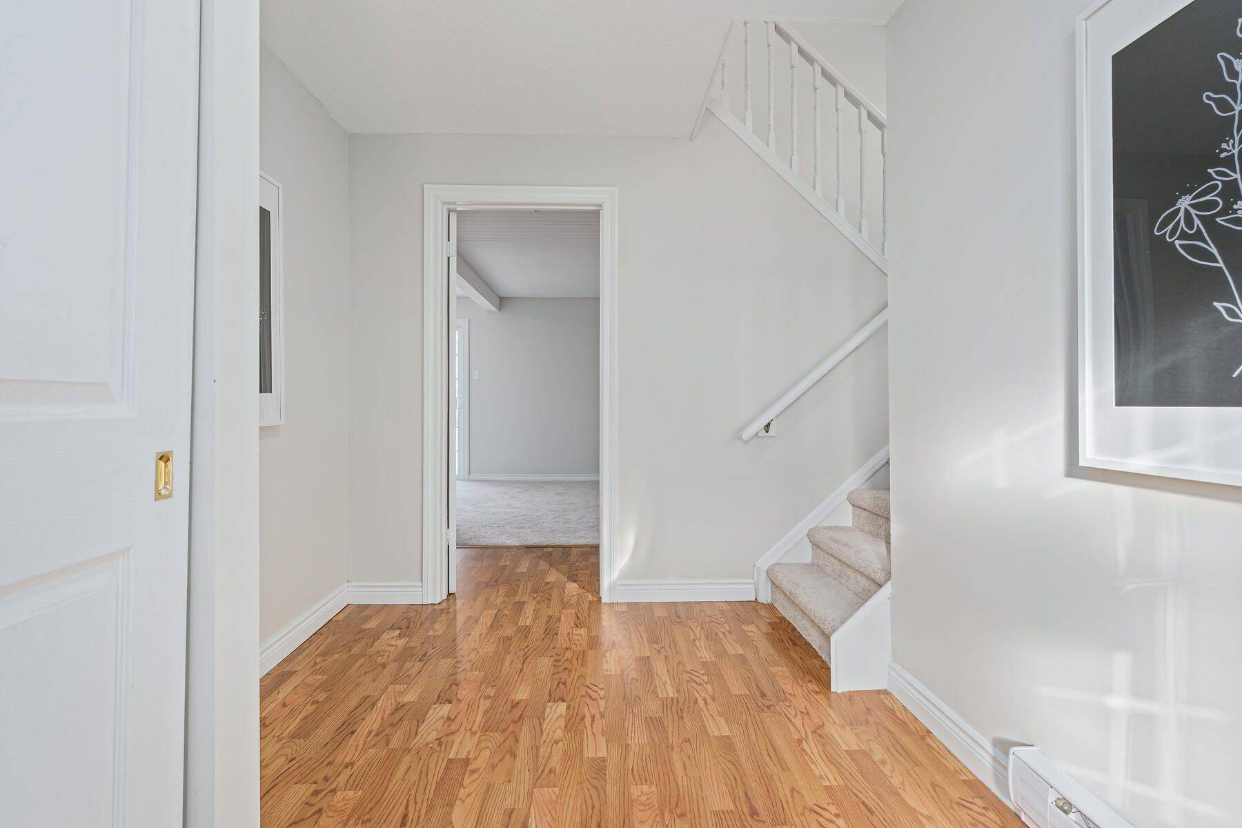 Milton, ON L9T 3G2,358 Mcnabb CRES