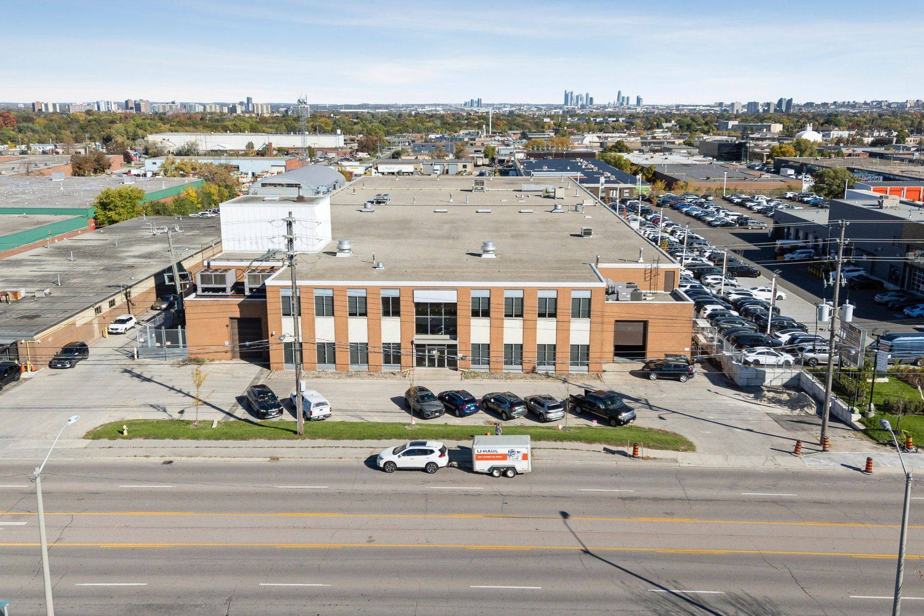 Toronto W10, ON M9W 1R2,260 Rexdale BLVD