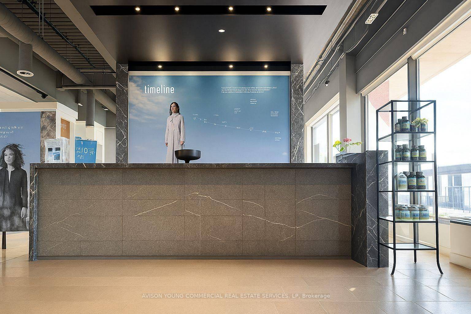 Toronto W04, ON M6A 1C8,1020 Lawrence AVE W #102