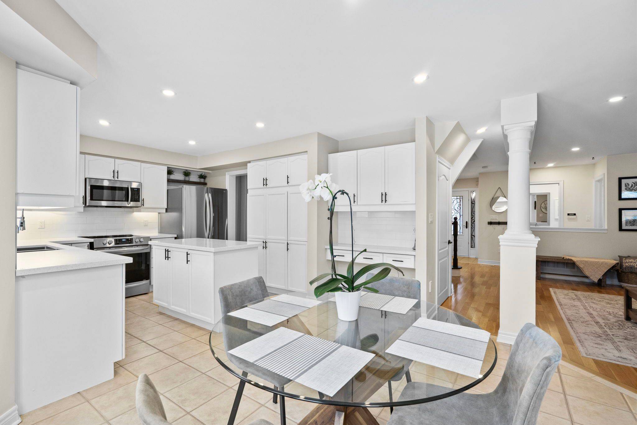 Halton Hills, ON L7G 5Y3,16 Forsyth CRES