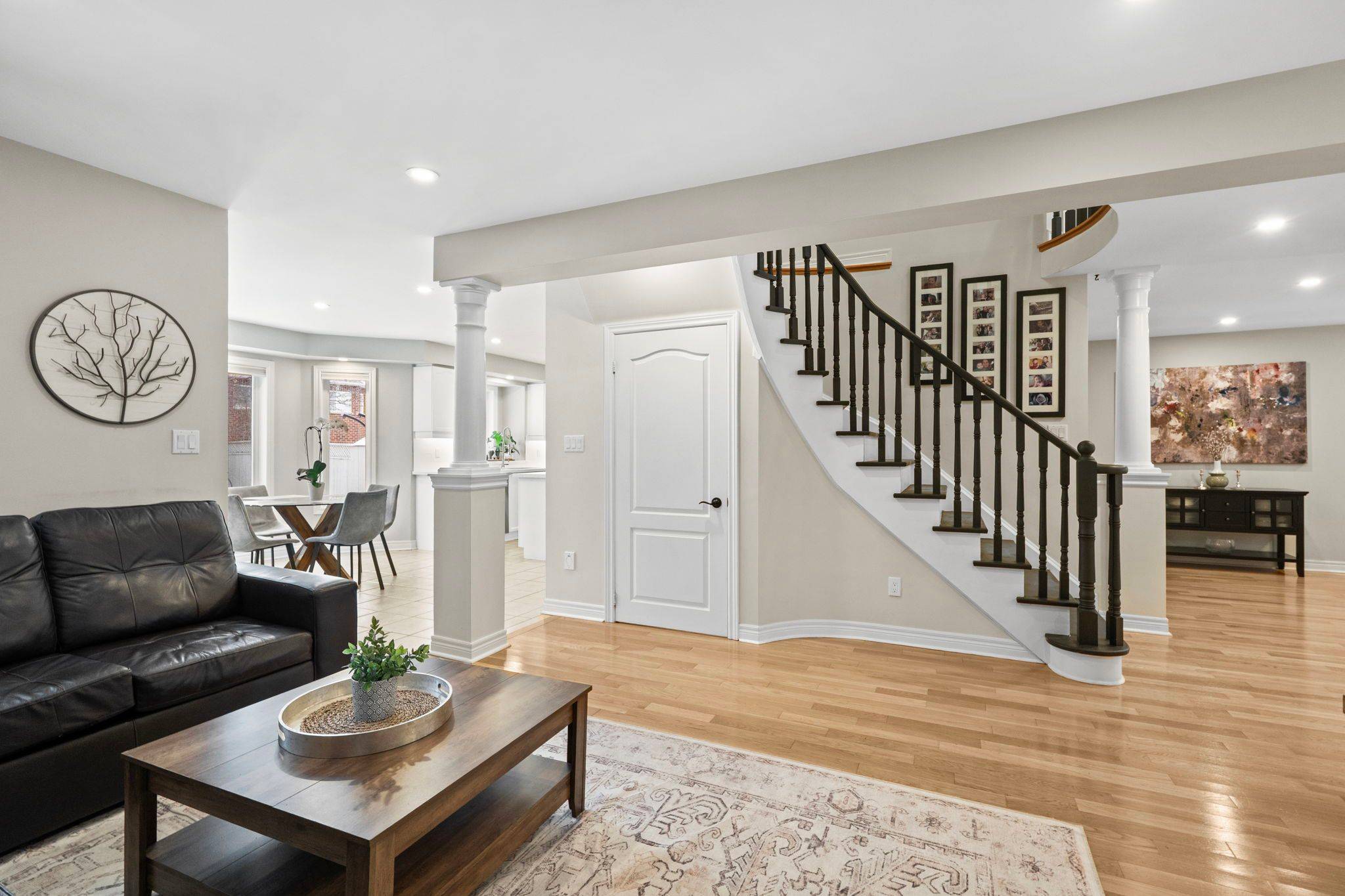 Halton Hills, ON L7G 5Y3,16 Forsyth CRES