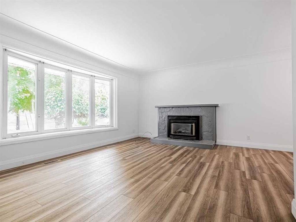 Hamilton, ON L9G 2H9,15 Miller DR