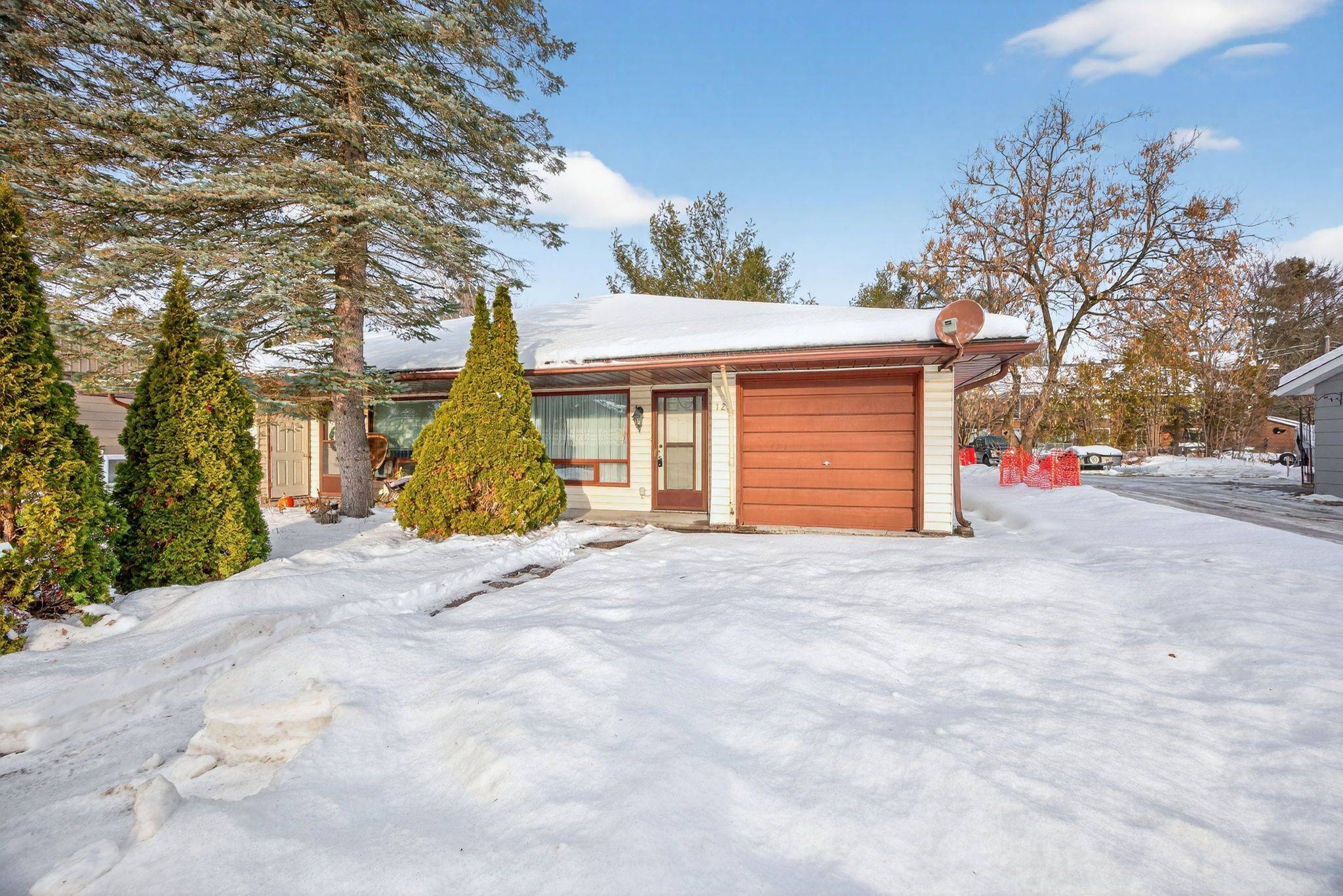 Bracebridge, ON P1L 1J5,125 Taylor RD