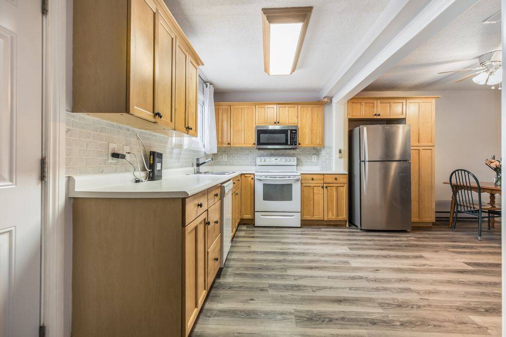 Peterborough, ON K9J 7V7,996 Sydenham RD #34