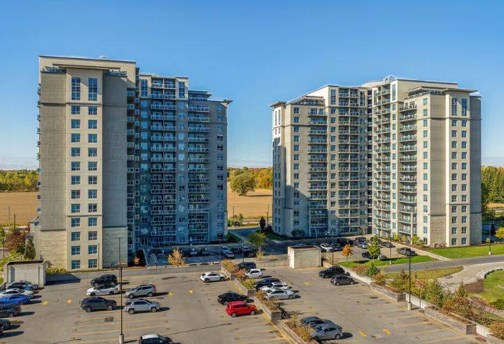 London North, ON N6H 5L3,1605 Dyer DR #1203