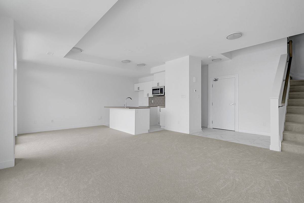 Barrhaven, ON K2J 4S3,1027 Silhouette Private