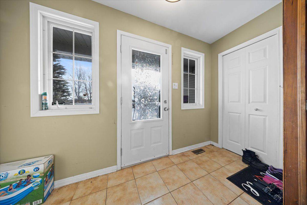 Russell, ON K4R 1E5,723 Route 200 RD