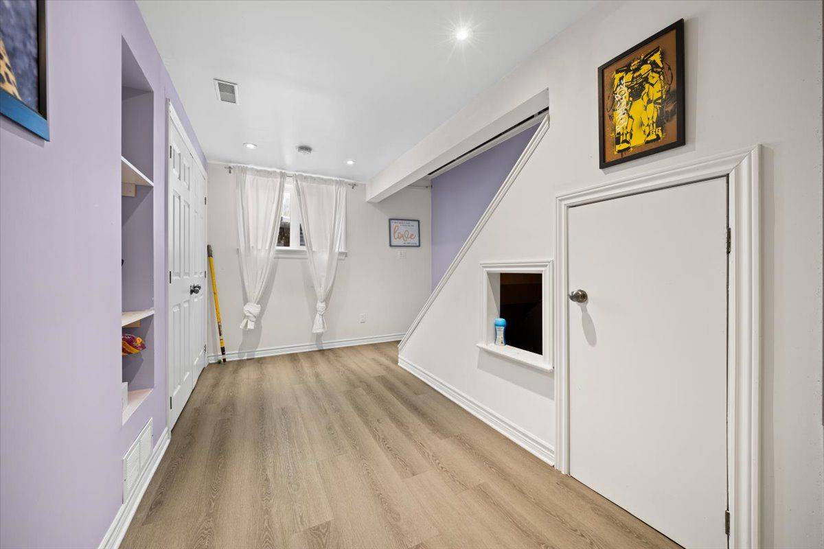 Russell, ON K4R 1E5,723 Route 200 RD