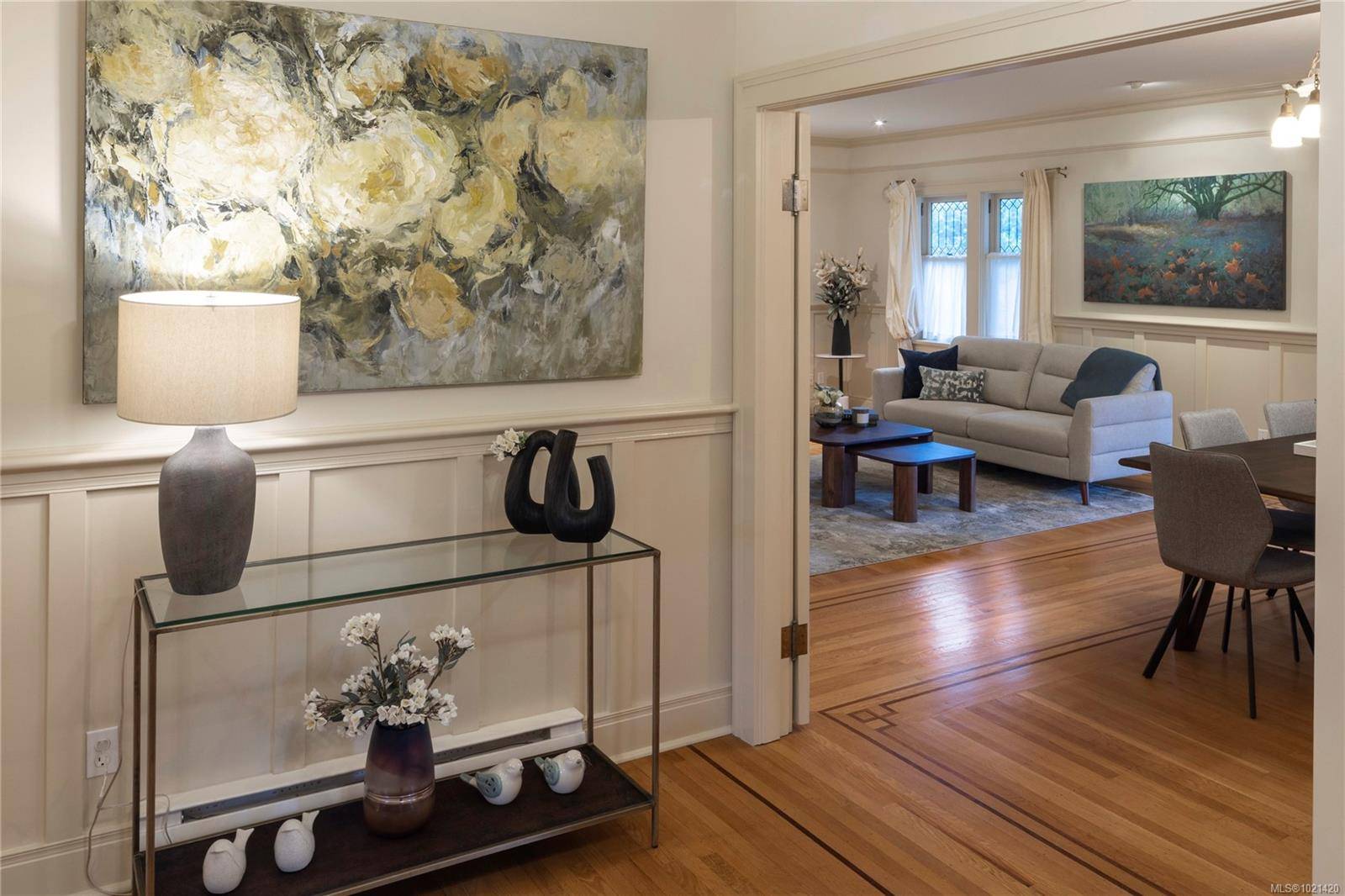 Victoria, BC V8S 3R3,753 Pemberton Rd #1