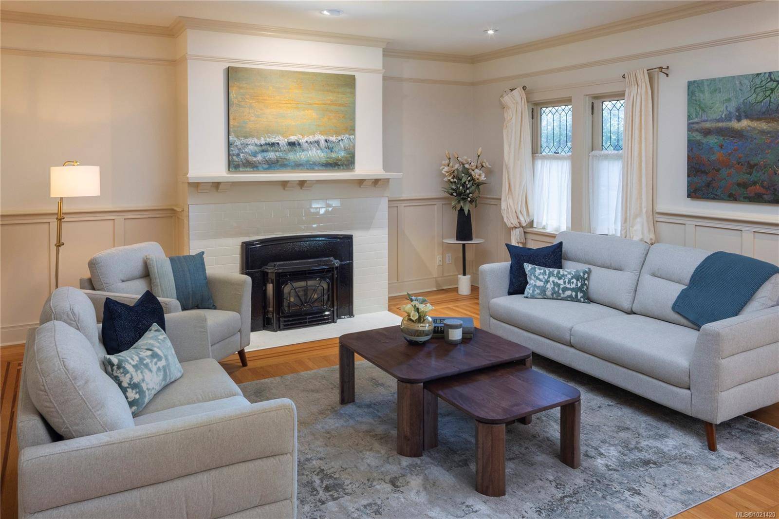 Victoria, BC V8S 3R3,753 Pemberton Rd #1